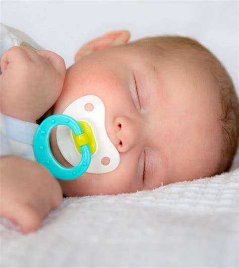 top rated pacifier for newborn.